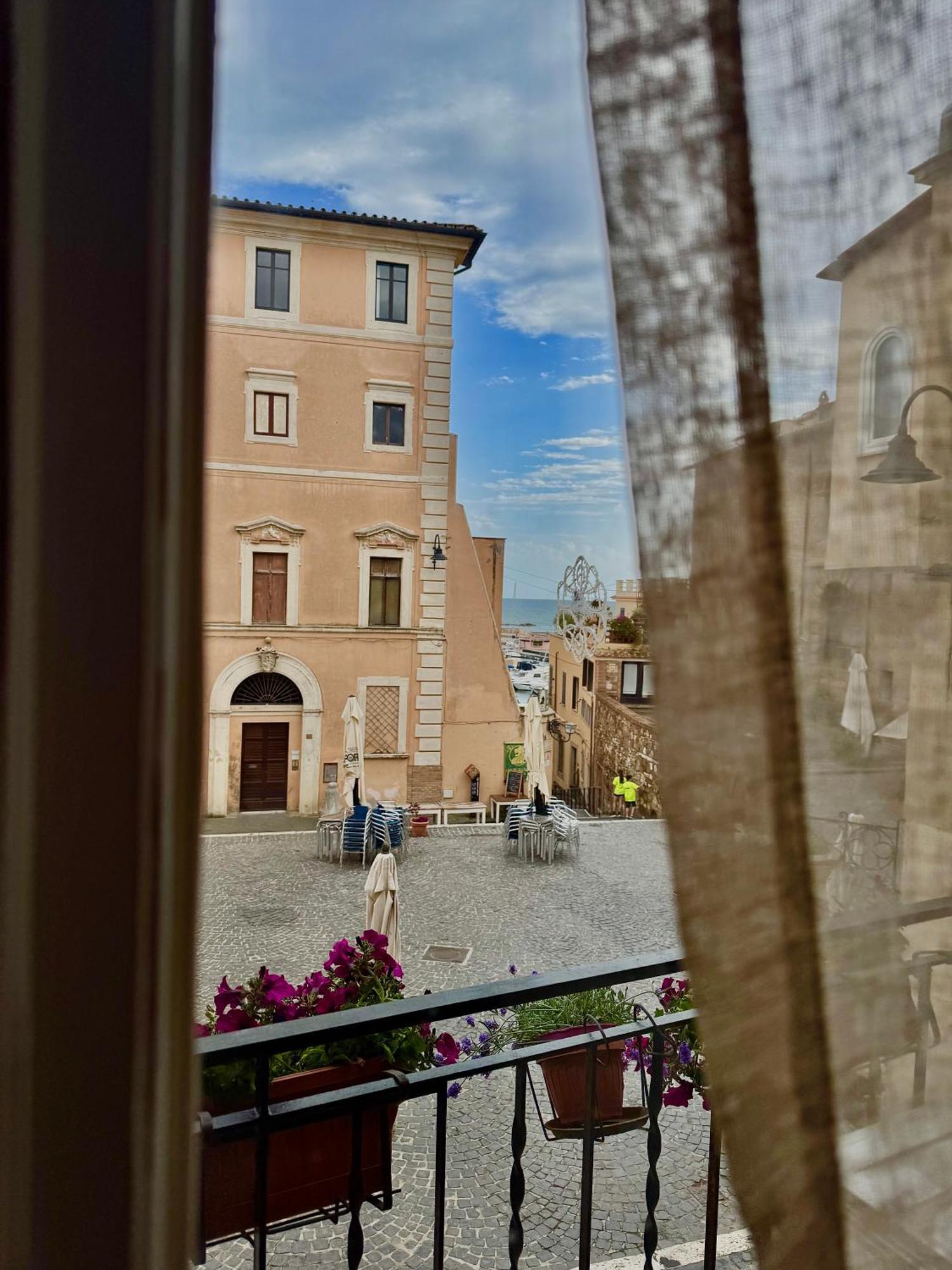 Il Vicolo B&B Giubileo เน็ตตูโน ภายนอก รูปภาพ